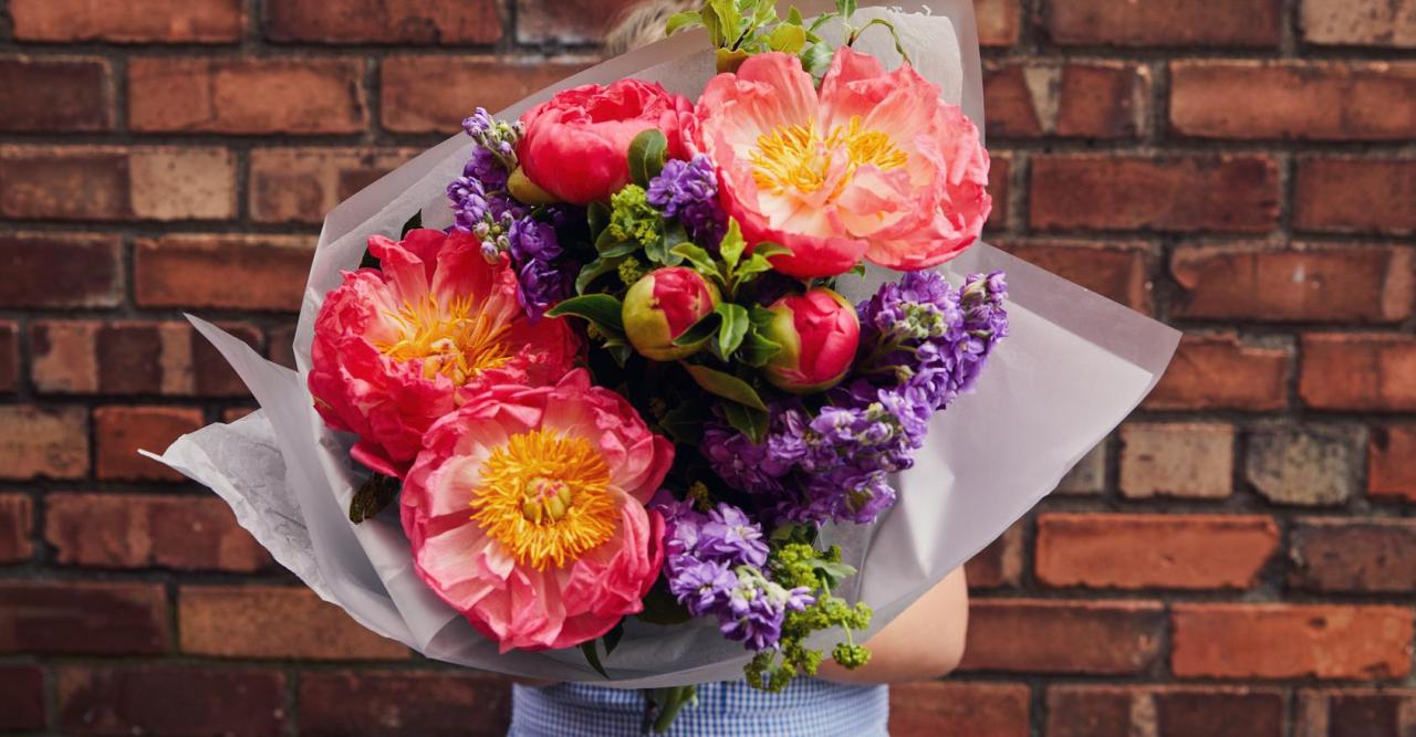 Want to Feel More Positive? Learn to Give Genuine Compliments